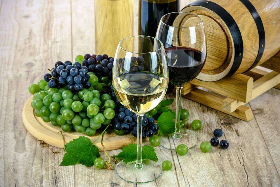 wine-1761613.jpg